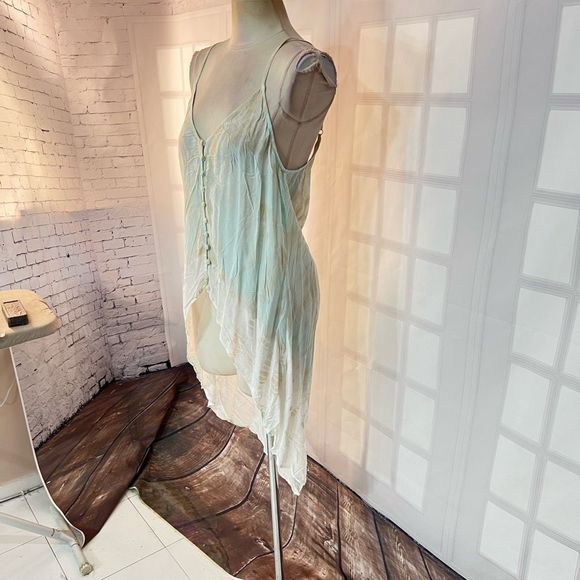 Gypsy05 NWT button front longer in back flowy tie dye  tank size small - Picture 3 of 8